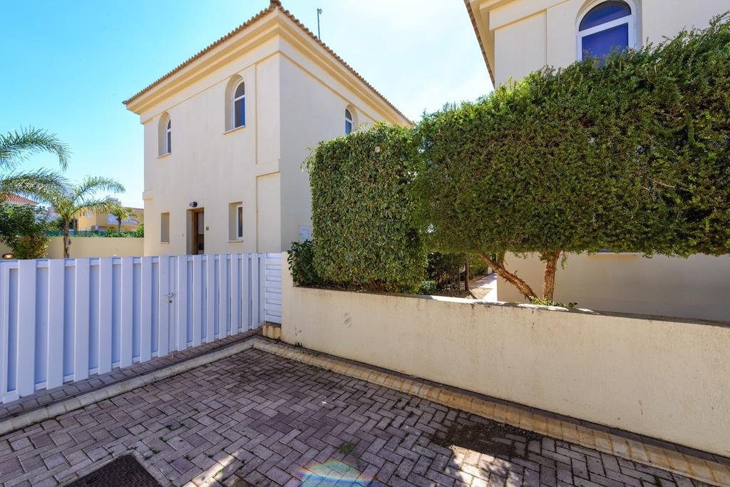 פאראלימני Villa Chloe חדר תמונה
